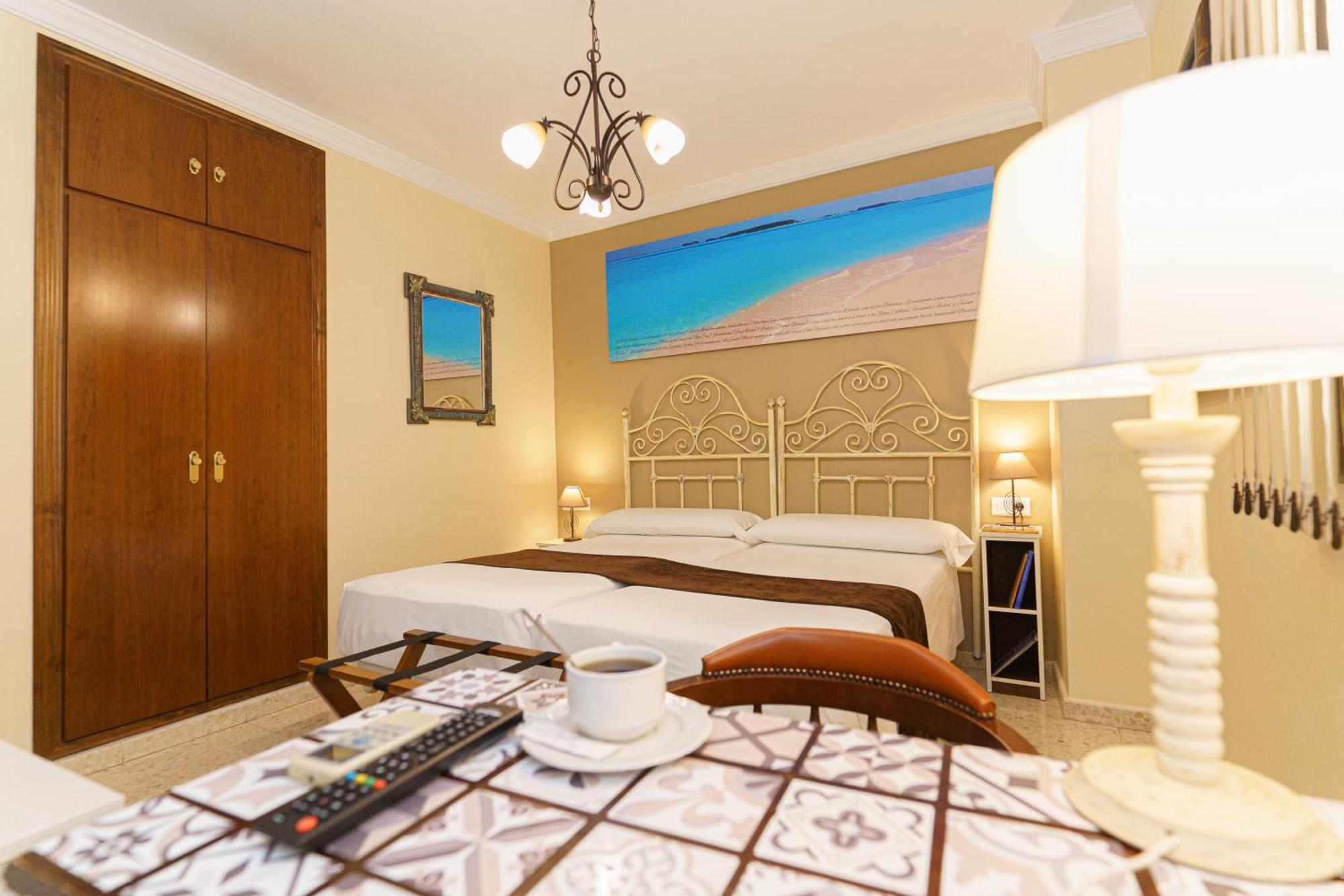 רונדה Hotel Colon מראה חיצוני תמונה